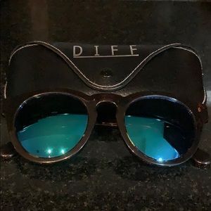 Diff ‘Dime II’ Sunglasses